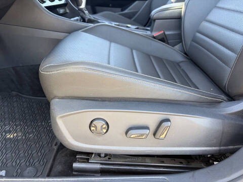 2023 Volkswagen Jetta SE