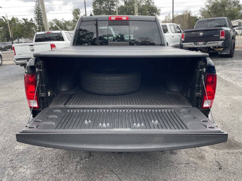 2018 RAM 1500 SLT