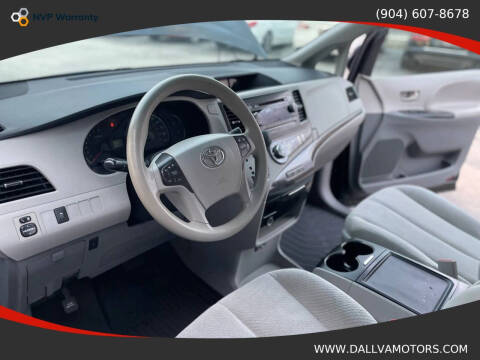 2014 Toyota Sienna