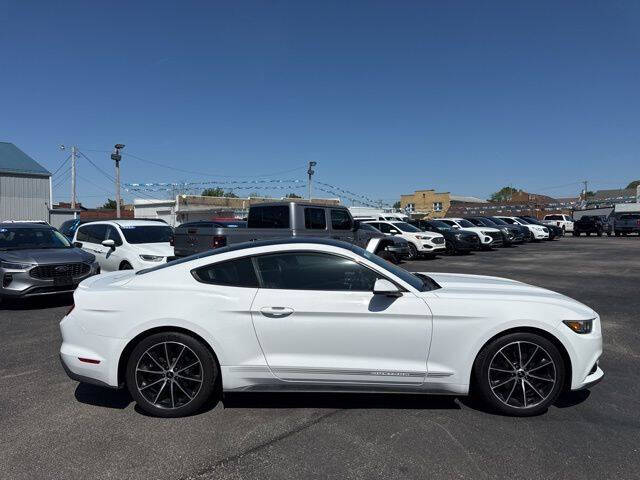 2016 Ford Mustang EcoBoost Premium