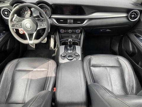 2018 Alfa Romeo Stelvio Sport