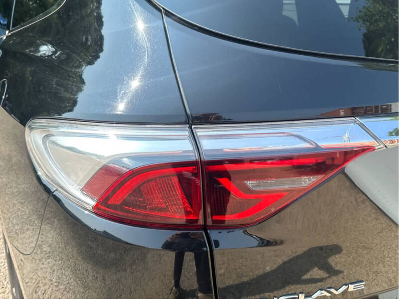 2022 Buick Enclave Essence