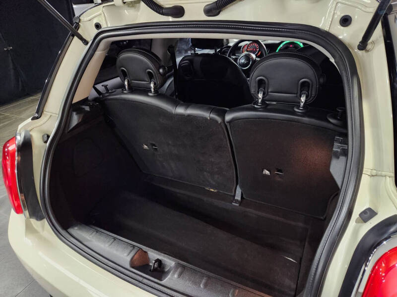 2016 MINI Hardtop 2 Door Cooper