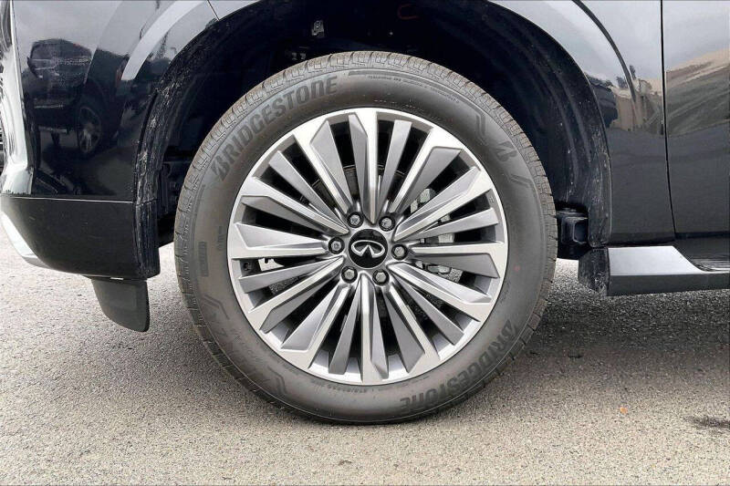 2025 Infiniti QX80 Sensory