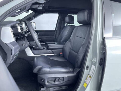 2024 Toyota Tundra Platinum HV