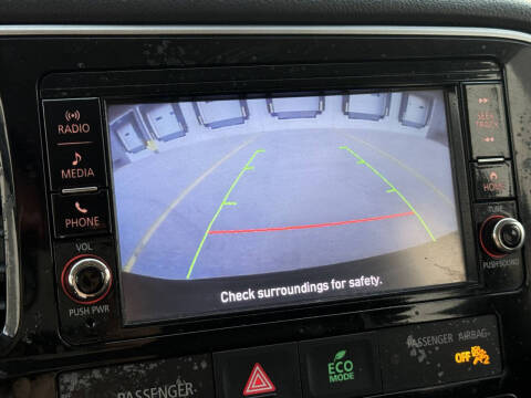 2018 Mitsubishi Outlander ES