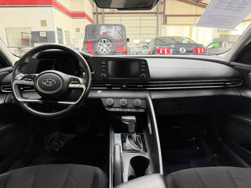 2021 Hyundai Elantra