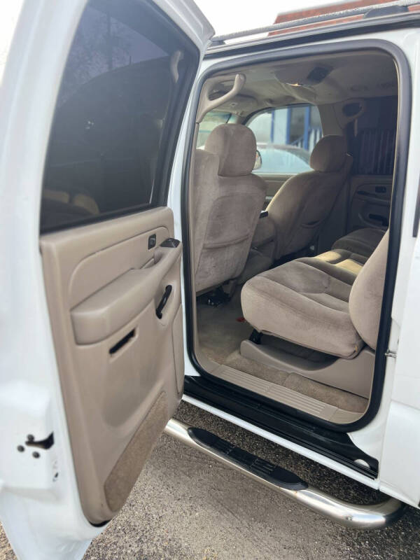 2005 GMC Yukon XL 1500 SLE