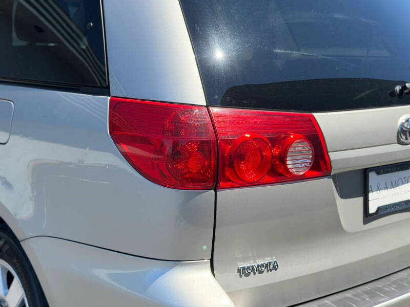 2006 Toyota Sienna