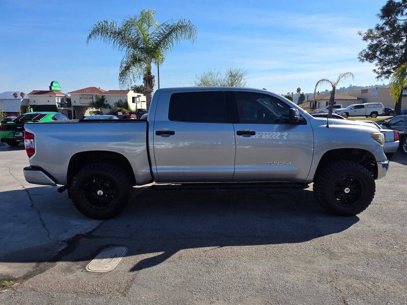 2017 Toyota Tundra SR5