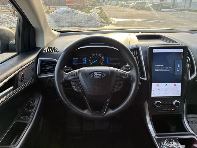 2021 Ford Edge SE