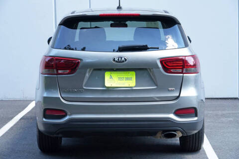 2019 Kia Sorento LX