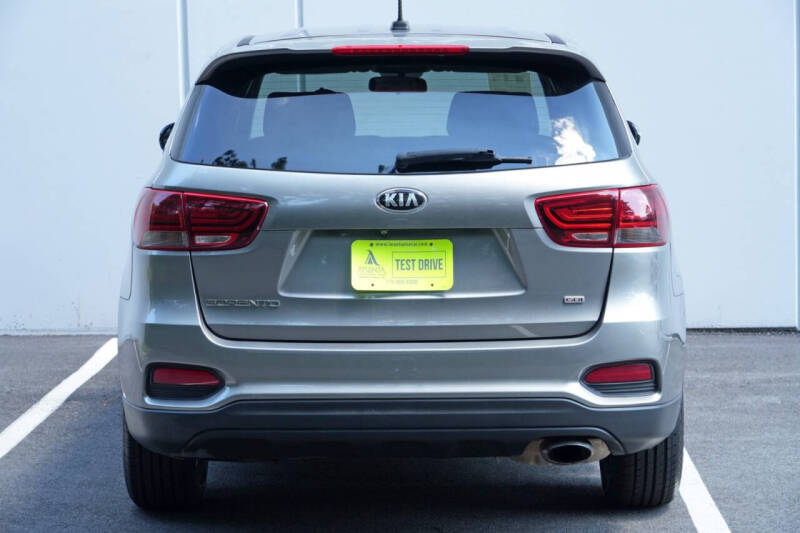 2019 Kia Sorento LX