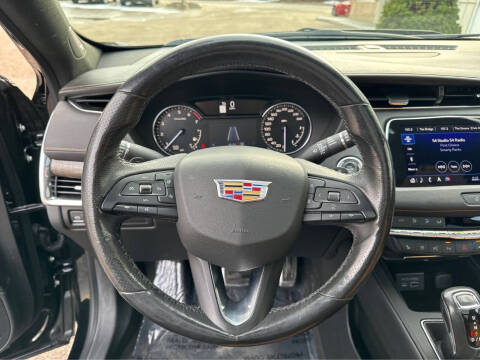 2019 Cadillac XT4 Sport