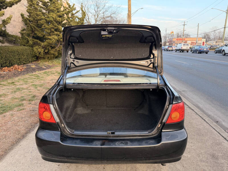 2003 Toyota Corolla LE