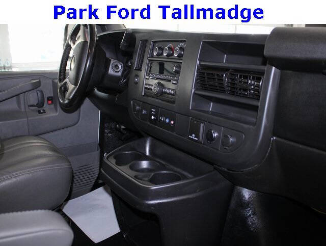 2016 Chevrolet Express 2500