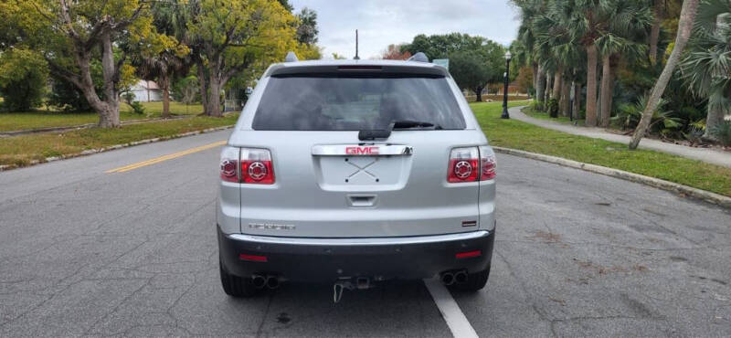 2012 GMC Acadia SLE's photo