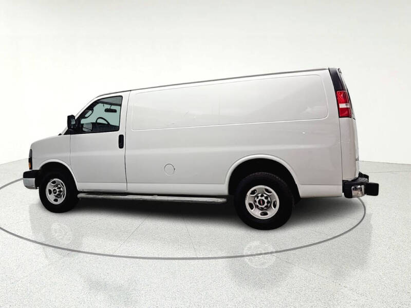 2019 GMC Savana 2500