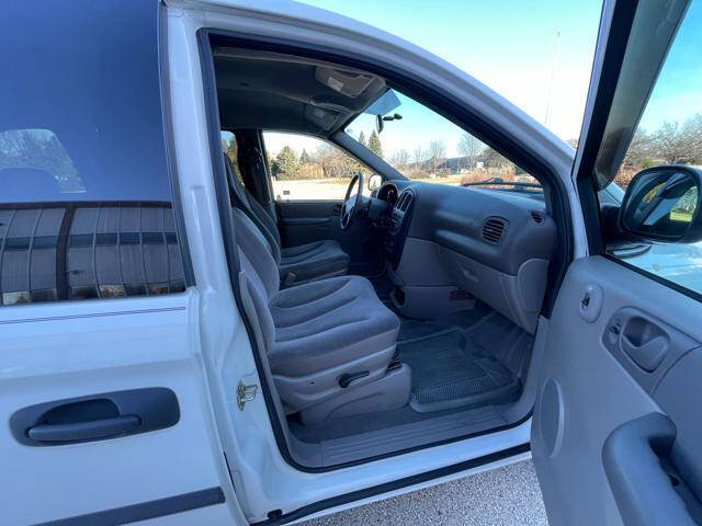 2003 Dodge Caravan SE
