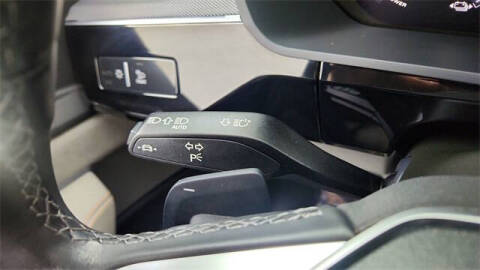 2024 Audi Q8 e-tron quattro Prestige