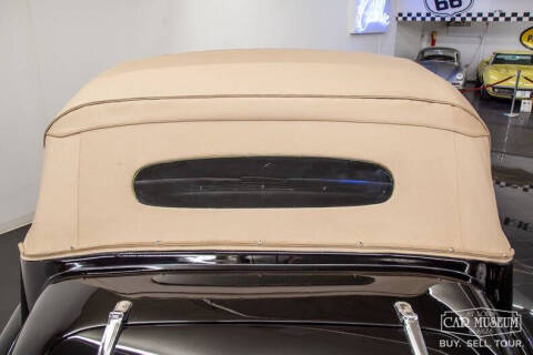 1937 Cadillac Series 85