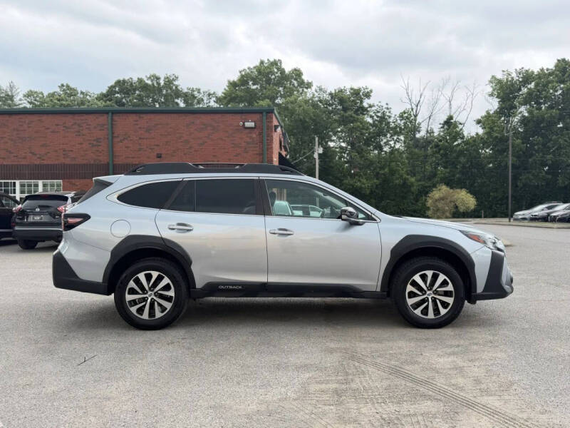2023 Subaru Outback Premium