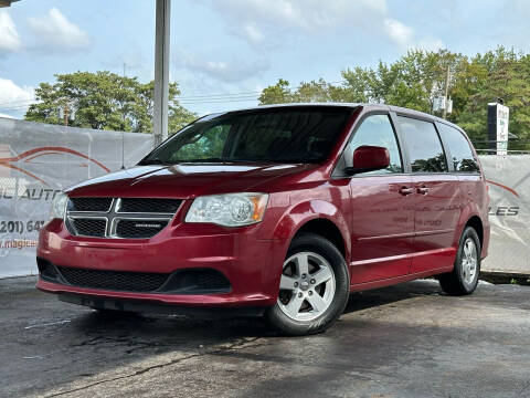 2011 Dodge Grand Caravan for sale at MAGIC AUTO SALES in Little Ferry NJ