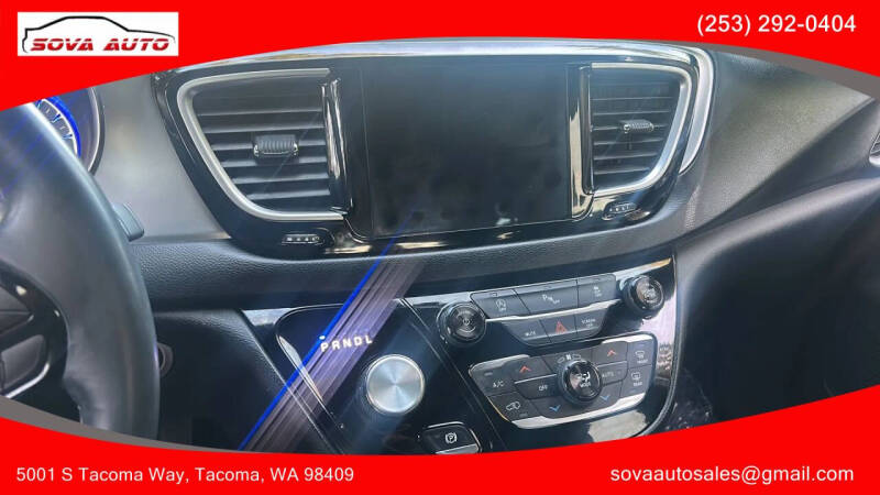 2018 Chrysler Pacifica Touring Plus