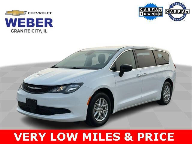 2024 Chrysler Voyager LX