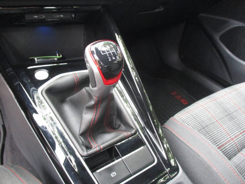 2023 Volkswagen Golf GTI S