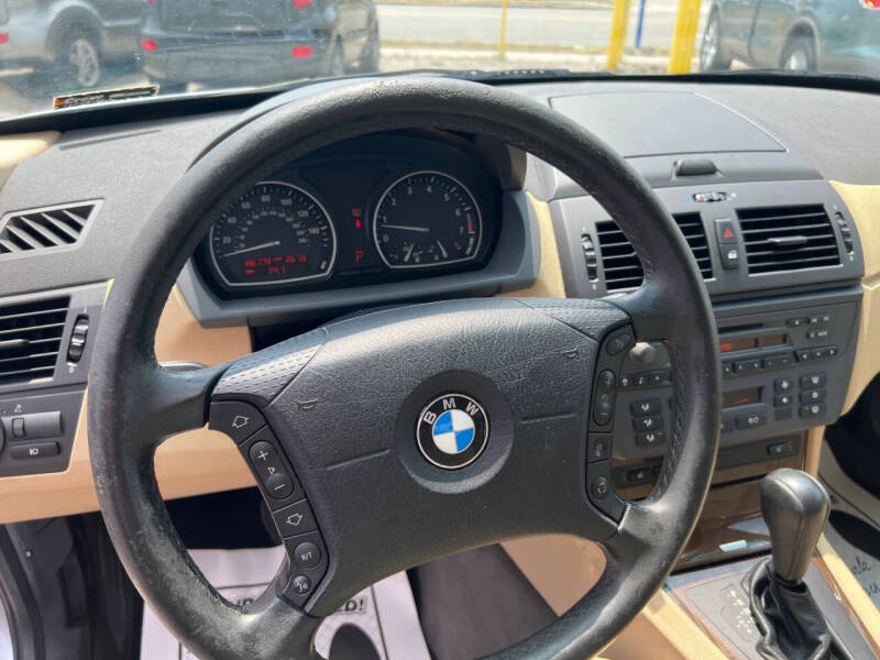 2004 BMW X3 3.0i