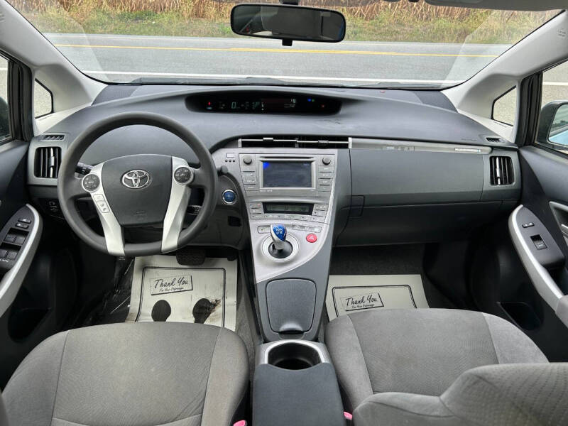 2012 Toyota Prius Plug-in Hybrid