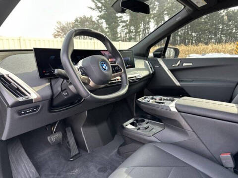 2025 BMW iX xDrive50