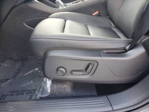 2026 Volvo XC40 B4 Plus