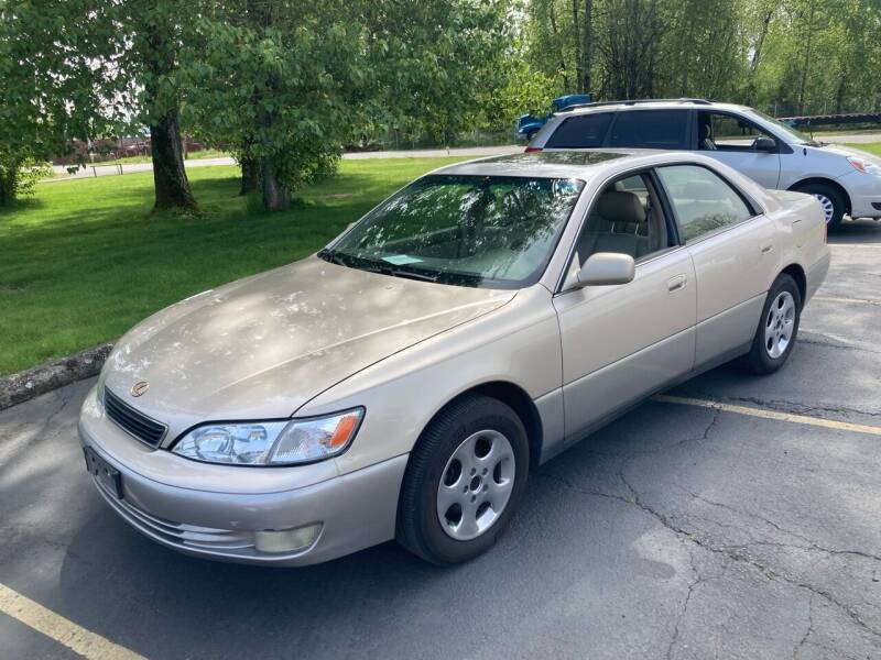 1998 Lexus ES 300 for sale at Blue Line Auto Group in Portland OR