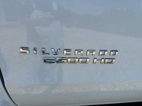 2022 Chevrolet Silverado 5500HD