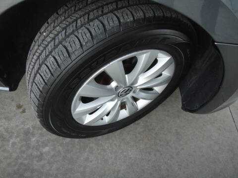 2013 Volkswagen Passat S PZEV