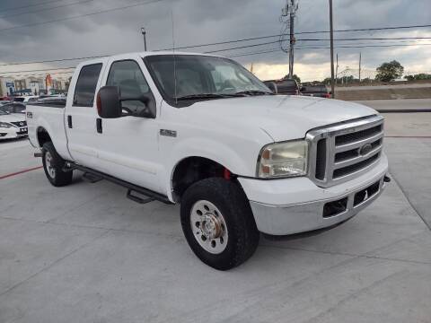 2005 Ford F-250 Super Duty for sale at JAVY AUTO SALES in Houston TX