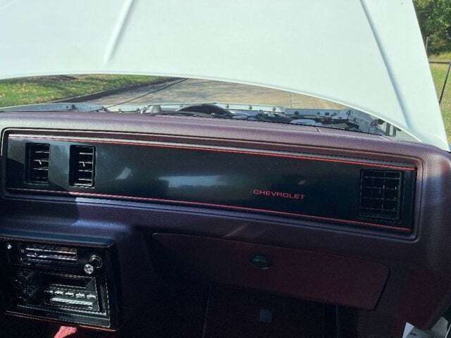 1988 Chevrolet Monte Carlo 35