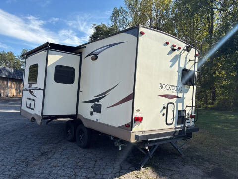 2017 Forest River Rockwood Ultra Lite