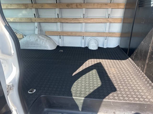 2023 GMC Savana 2500