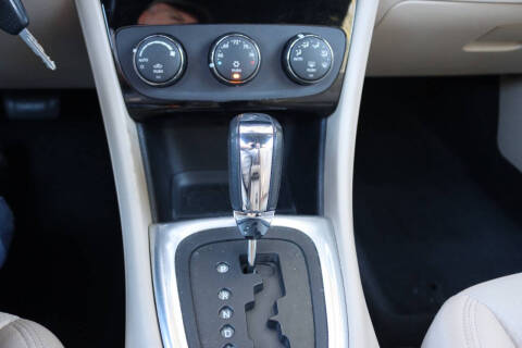 2012 Chrysler 200 Touring