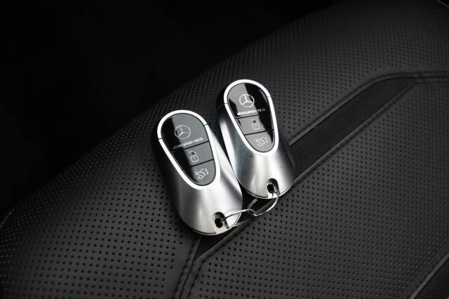 2024 Mercedes-Benz C-Class AMG C 63 S E Performance