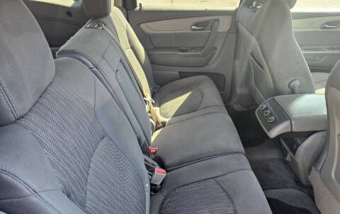 2017 Chevrolet Traverse LS