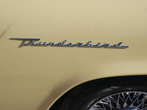 1957 Ford Thunderbird