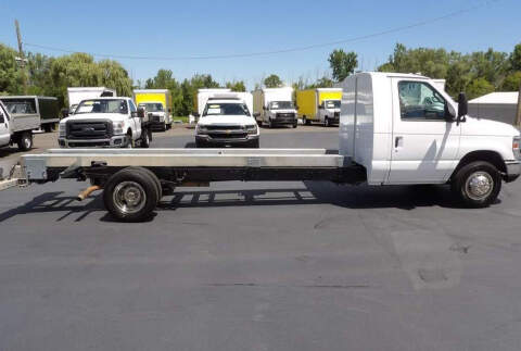 2011 Ford E-Series E-450 SD