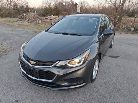 2017 Chevrolet Cruze for sale at Tinkham Auto Sales in La Vergne TN