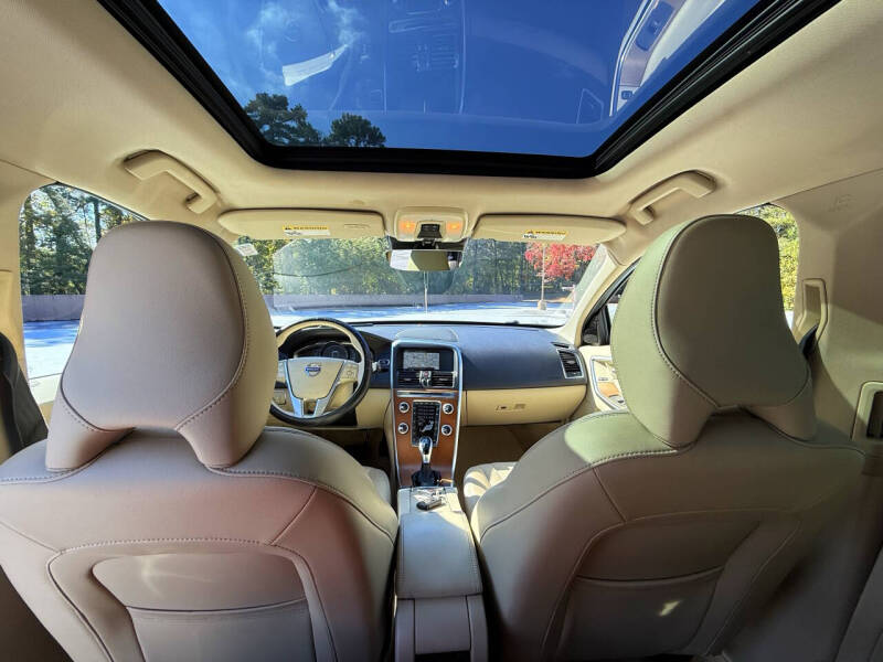 2015 Volvo XC60 T5 Drive-E Platinum