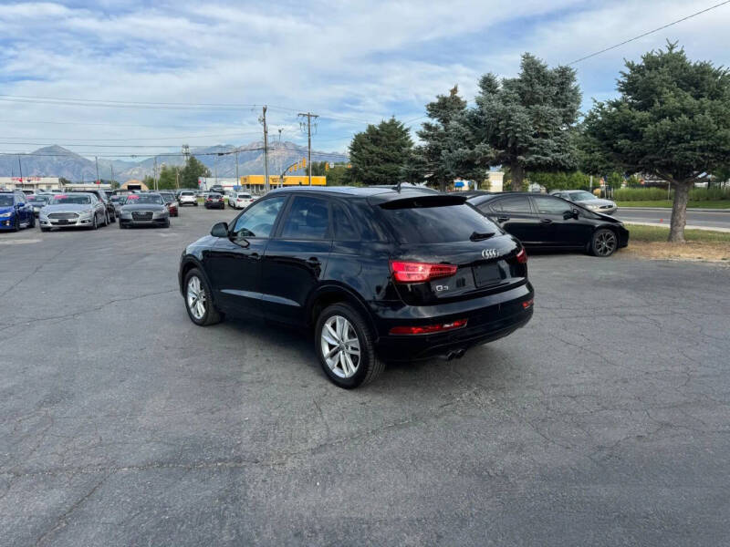 2017 Audi Q3 2.0T Premium