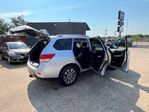 2013 Nissan Pathfinder S